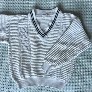 White knit sweater